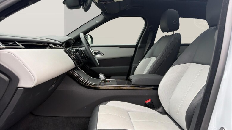 Land Rover Range Rover Velar 3.0 D300 MHEV Dynamic SE 5dr Auto Diesel Estate